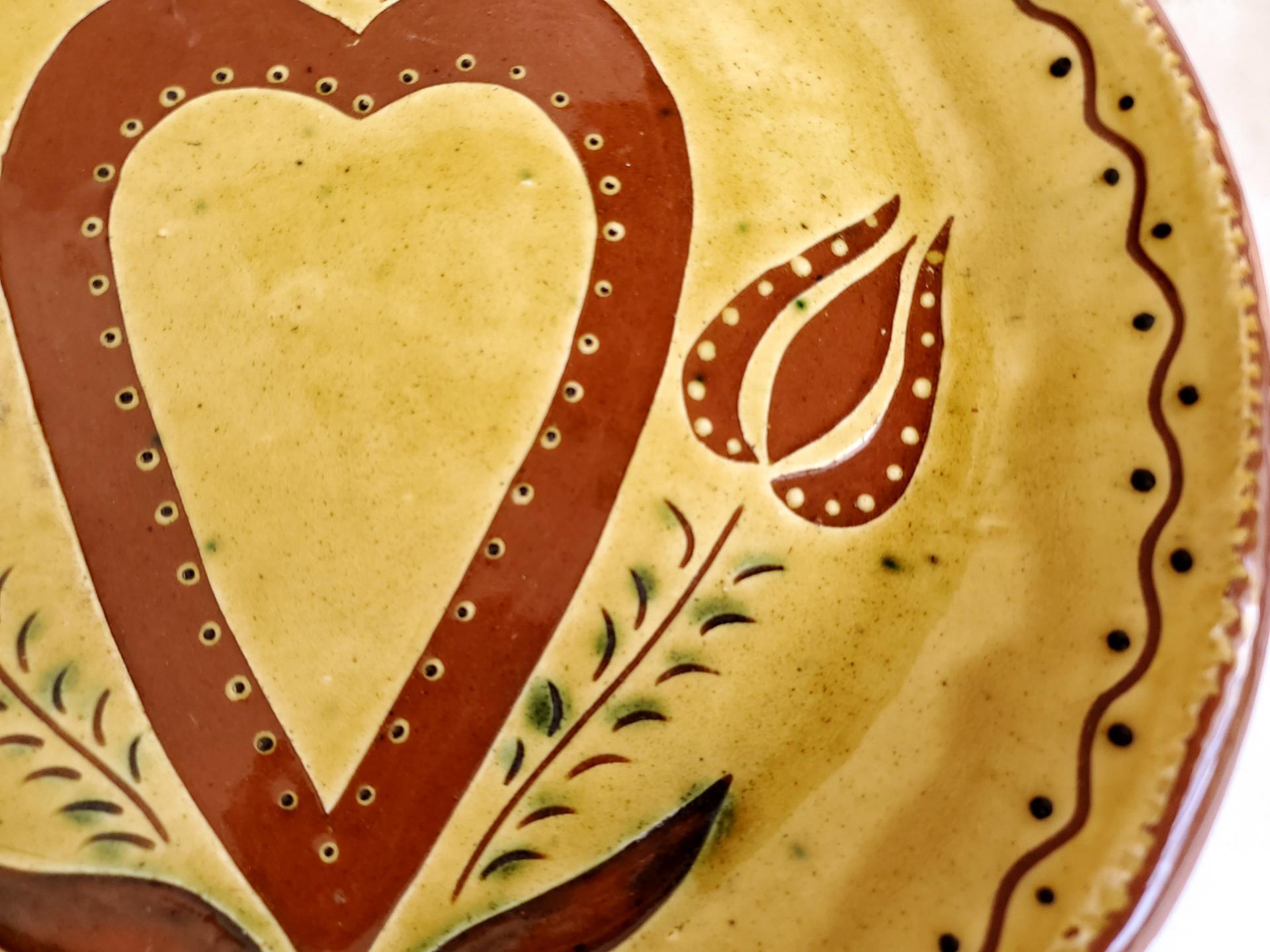 Redware 11 in. Plate with Heart, Tulips and Leaves Sgraffito Decoration