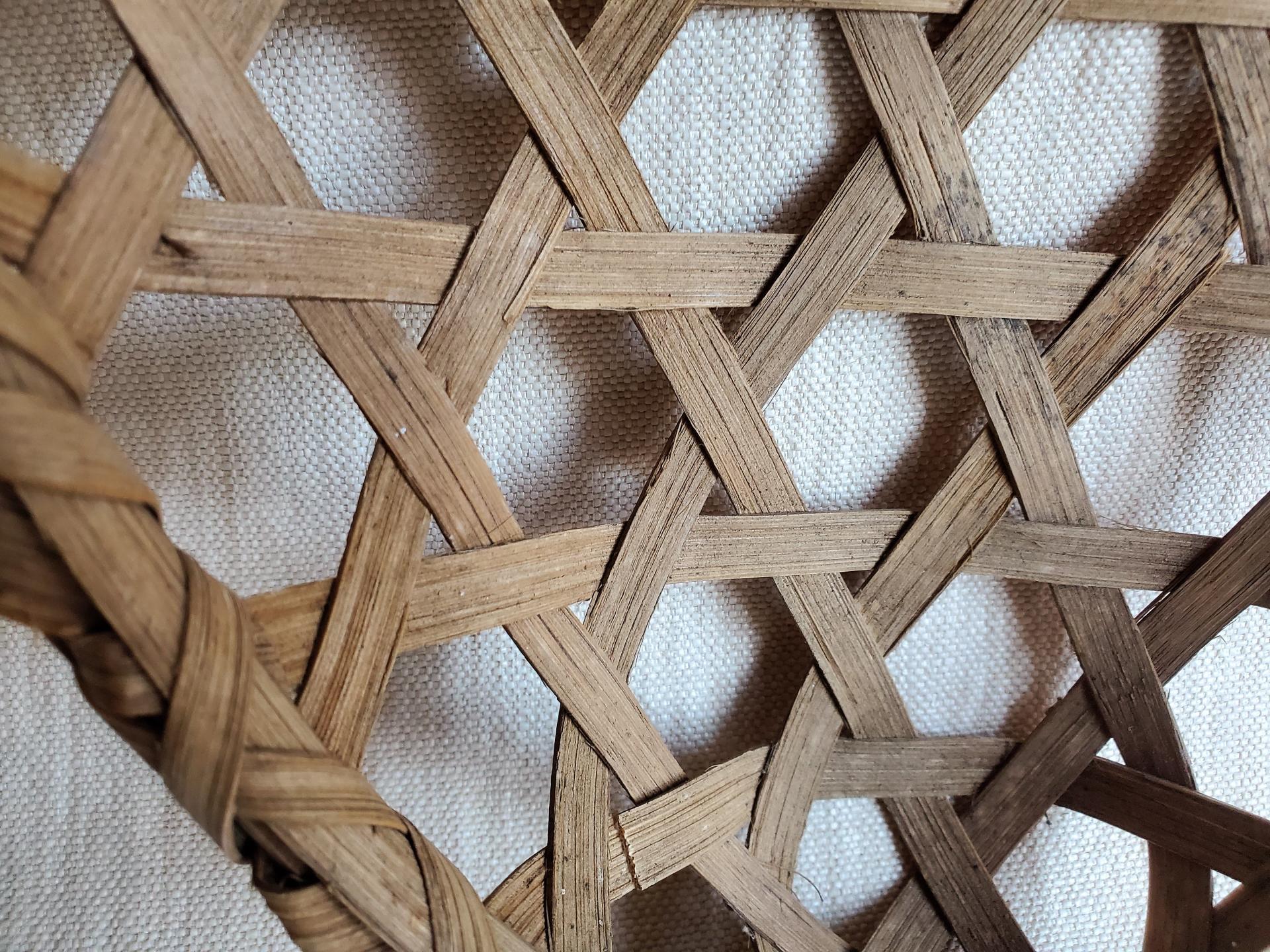 Heart Shaped Shaker Style Splint Basket