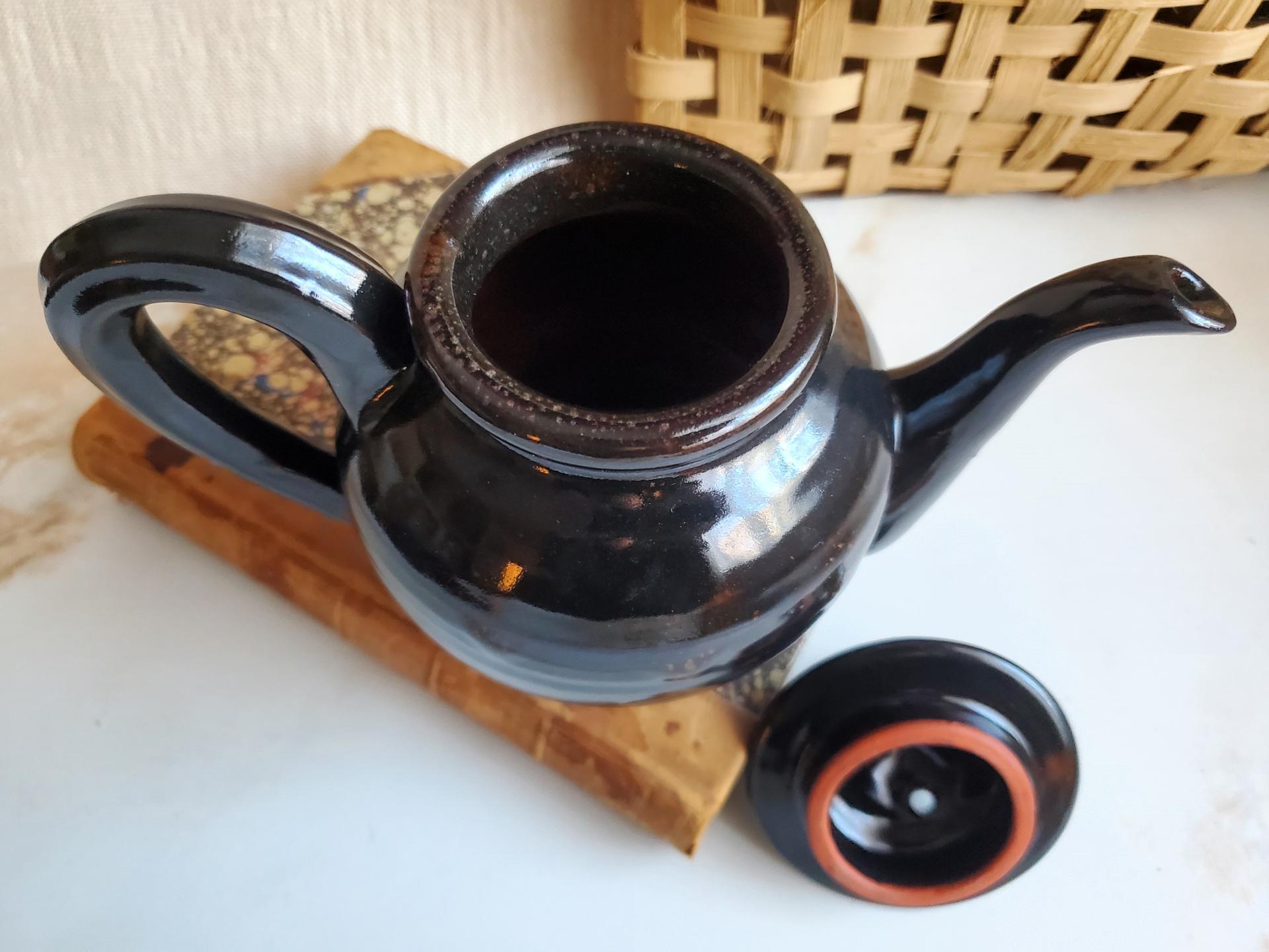 Redware Teapot with Ribbed Handle, Handmade Lead-Free Black Glaze, 16 oz Capacity