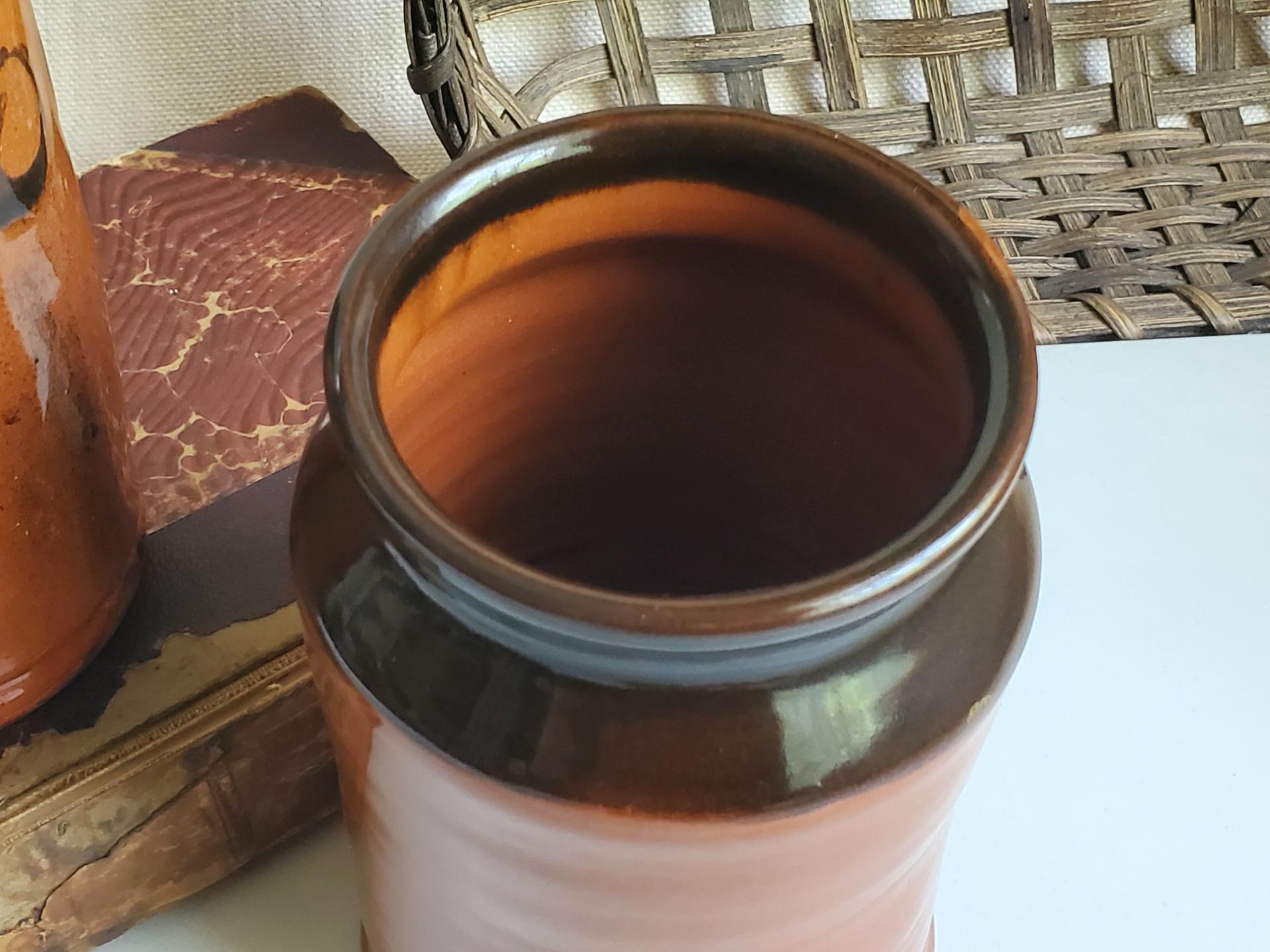 Redware Jar with Black Rim, 6 in. Tall