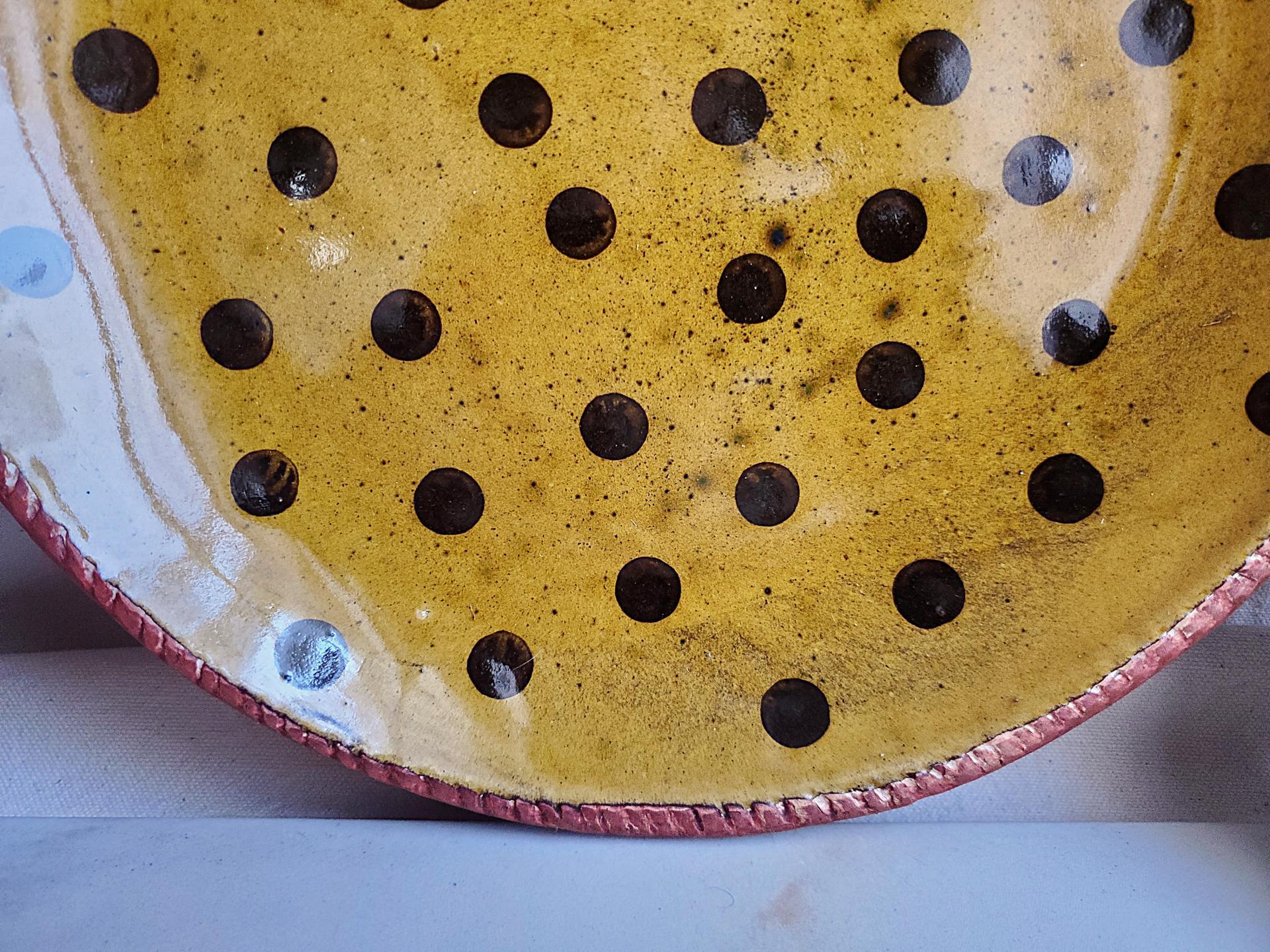 Redware 11 in. Plate Black Dots Decoration, Antiqued (b)