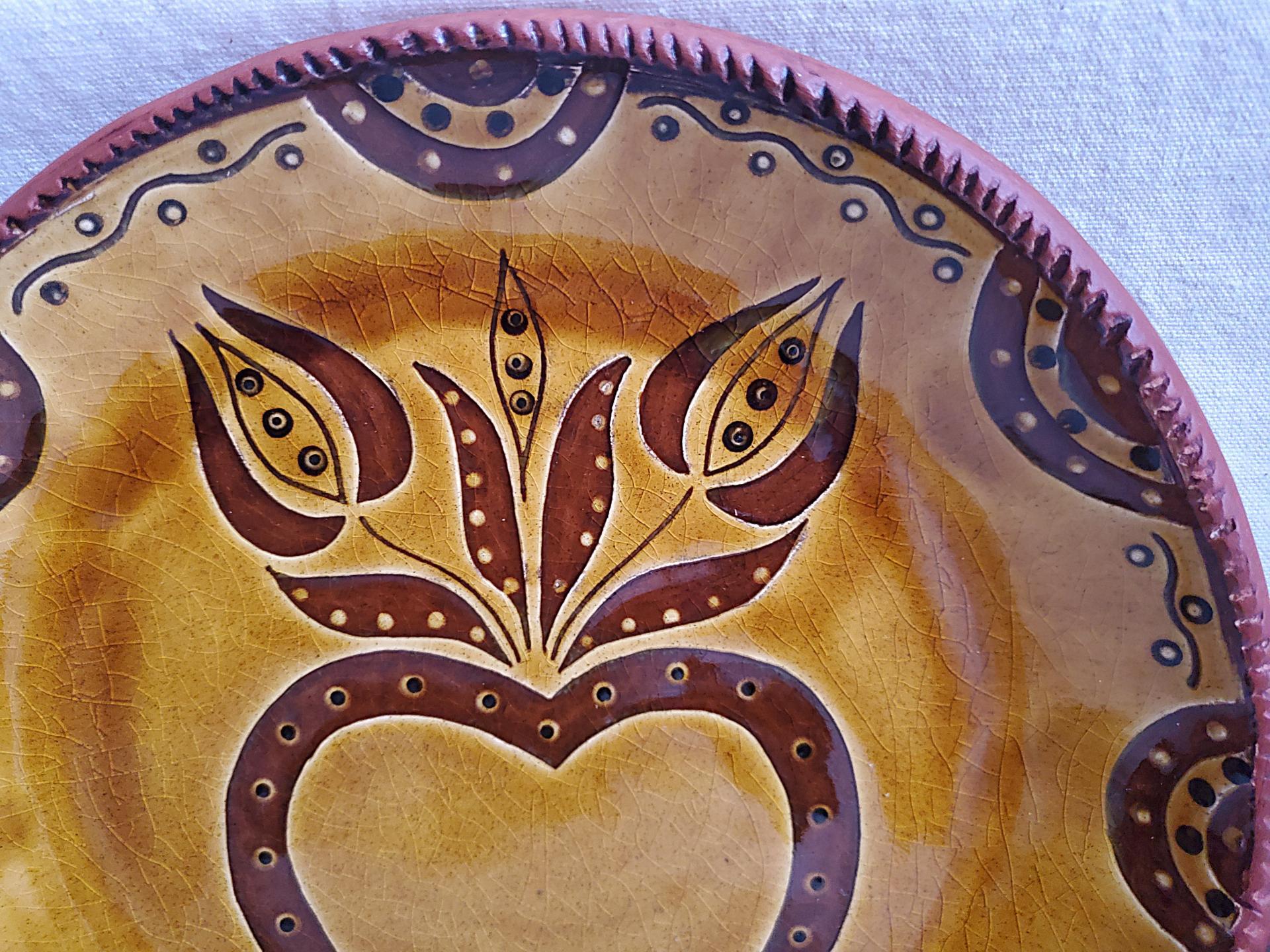 Sgraffito 11 in Redware Plate with Heart and Tulips Motif