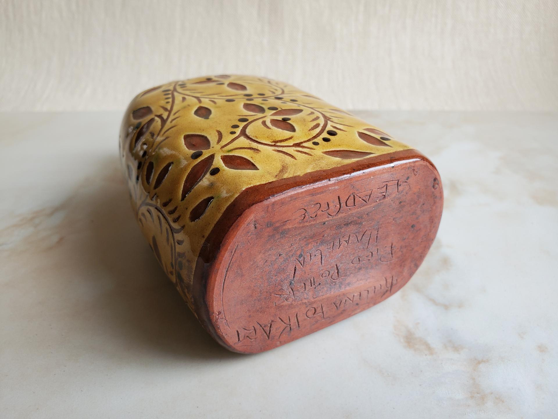 Redware Bottle with Sgraffito Decoration and Lead-Free Glaze