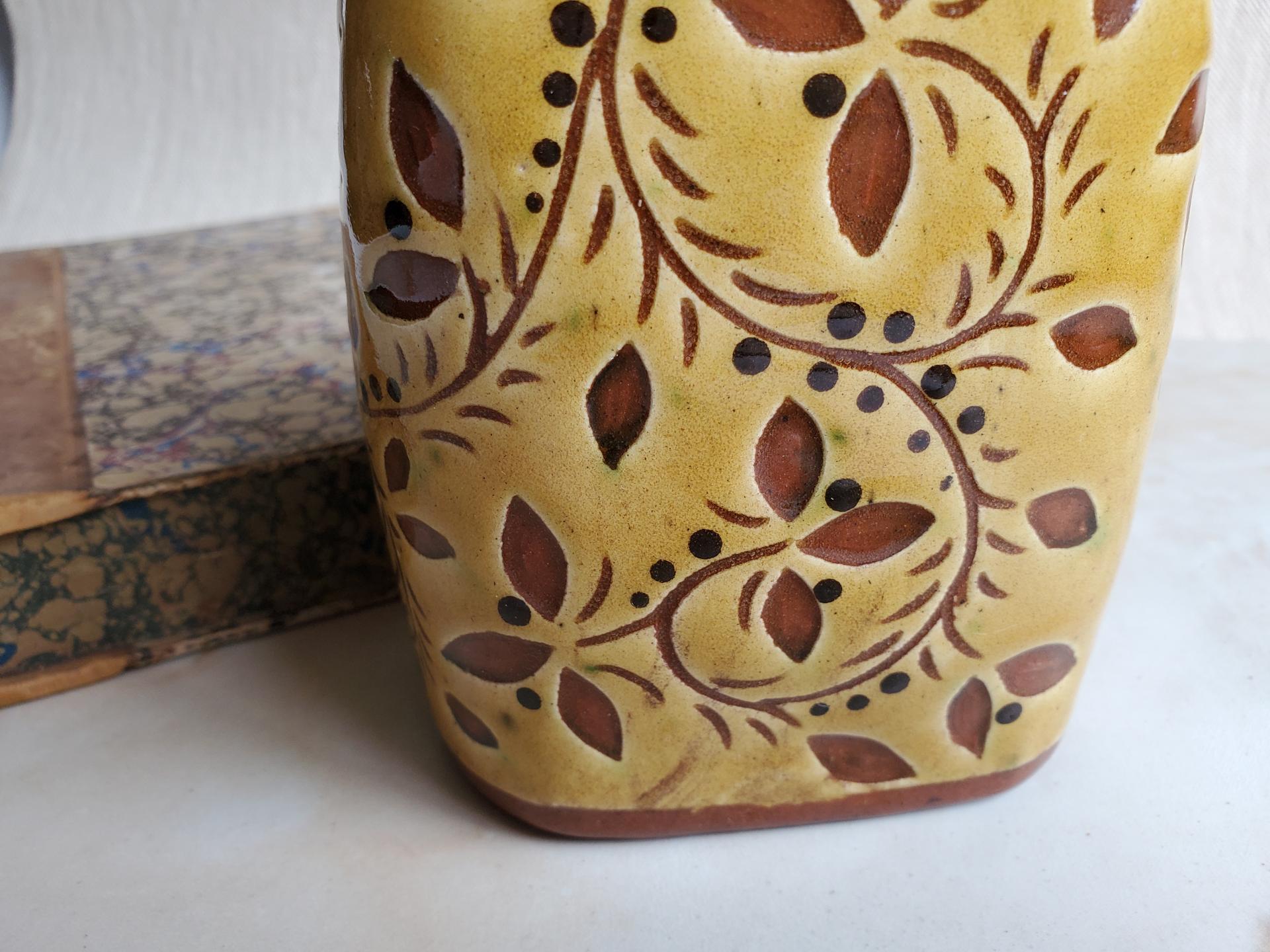 Redware Bottle with Sgraffito Decoration and Lead-Free Glaze