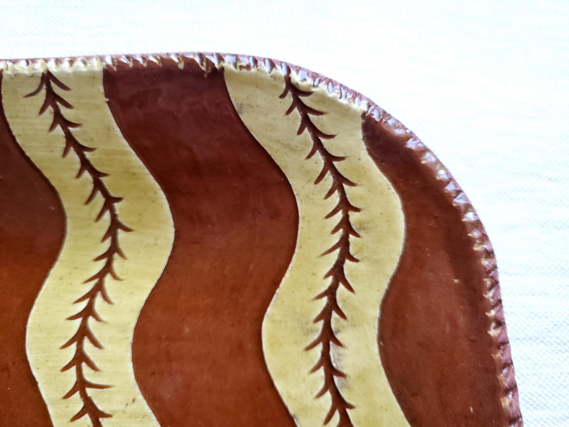Redware Platter with Heart, Tulips and Leaves Sgraffito Decoration ...
