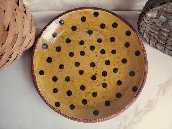 Redware 11 in. Plate Black Dots Decoration, Antiqued (b)