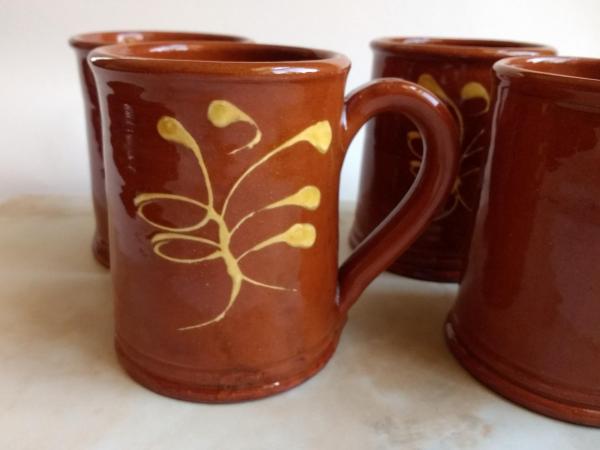 Pied Potter Hamelin Redware 16 oz. Mug, Feather Motif